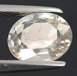 gemstone: เพทาย (Zircon) size: 8.5x7.2x3.5 carat: 2.10Ct.