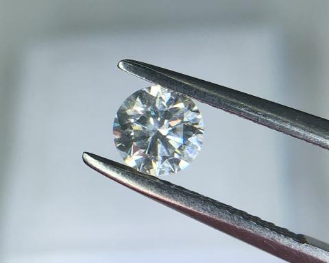 เพชรแท้ diamond แหวนเพชร แหวนแต่งงาน แหวนหมั้น เพชรมีใบเซอร์  HRD GIA จี้เพชร geminlove