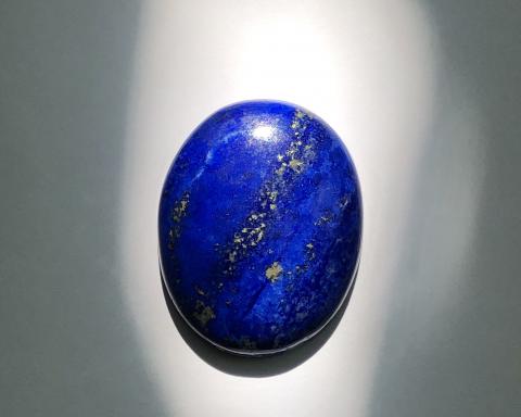 lapis lazuli หินสีน้ำเงิน ทอง ลาพิสลาซูลี่ หินนำโชค อัญมณี ดูดวง แก้ชง เสริมดวงลาปิส ลาซูลี่ กำไลหินลาพิส หินดูดทรัพย์ สร้อยข้อมือหินเสริมการเงิน 