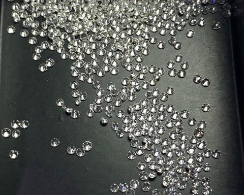 เพชรแท้ เพชรร่วง เพชรสวย เพชรราคาดีที่สุด มีใบเซอร์ diamond เบลเยี่ยมคัด รับทำตัวเรือนเงินทอง เพชรแท้ราคาโปรโมชั่น