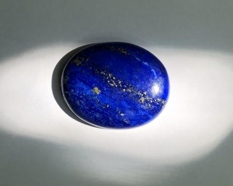 lapis lazuli หินสีน้ำเงิน ทอง ลาพิสลาซูลี่ หินนำโชค อัญมณี ดูดวง แก้ชง เสริมดวงลาปิส ลาซูลี่ กำไลหินลาพิส หินดูดทรัพย์ สร้อยข้อมือหินเสริมการเงิน 