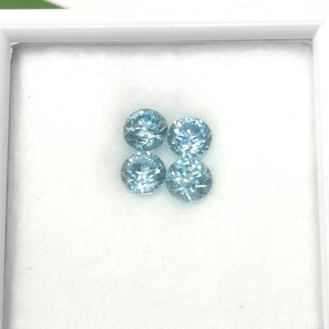Blue Zircon พลอยเพทาย สีฟ้า อัญมณี พลอยเสริมดวง ราศีธนู เพชร พลอยแท้ ราคาโรงงาน พลอยธรรมชาติ วันศุกร์ พลอยจันทบุรี