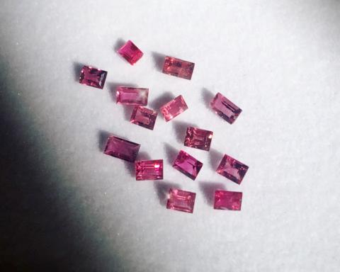 g1-514-12 pink Tourmaline pink Tourmaline gemstone แหวนพลอย วันอังคาร อัญมณี เสริมดวง พิ้งทัวมาลีน พลอยทัวมาลีนสีชมพู ทรงหัวใจ heart pendant