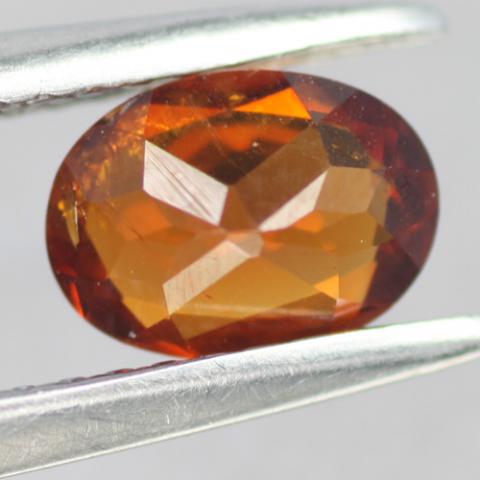 Spessartine Garnet พลอยโกเมน สีส้ม สเปซาไทนน์ สเปซาทีน พลอยแท้ พลอยไม่เผา ราศีมกรา เสริมดวง แก้ชง มีใบเซอร์