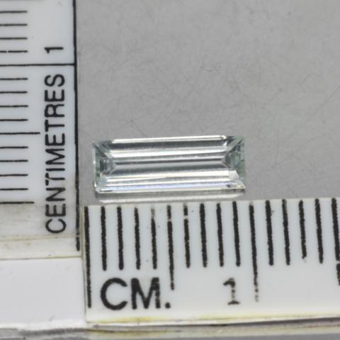 g1-413-9 aquamarine พลอยอะความารีน aquamarine พลอยแท้ อะความารีน สีฟ้าอ่อน เสริมดวง แก้ชง ดูดวง พลอยธรรมชาติ natural gemstone ราศีมีน สีฟ้าอ่อน เสริมดวง แก้ชง ดูดวง พลอยธรรมชาติ natural gemstone ราศีมีน