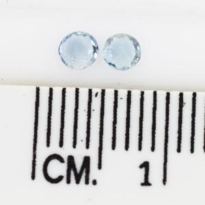 aquamarine พลอยแท้ อะความารีน สีฟ้าอ่อน เสริมดวง แก้ชง ดูดวง  พลอยธรรมชาติ  natural gemstone ราศีมีน