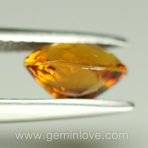 Citrine  yellow natural gemstone พลอย ซิทริน อัญมณี แก้ชง เสริมดวง ดูดวง  สีเหลือง ทอง พลอยบุษราคัม เสริมราศี
