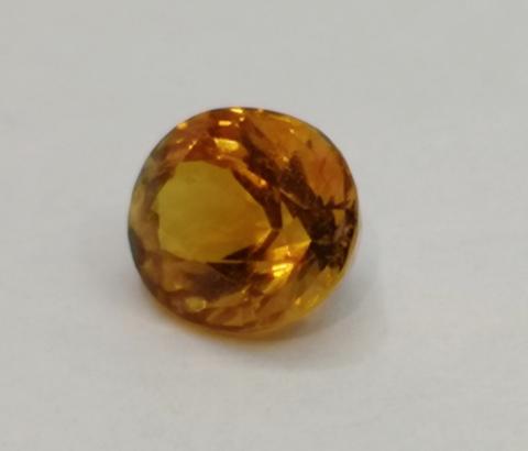 Citrine yellow natural gemstone พลอย ซิทริน อัญมณี แก้ชง เสริมดวง ดูดวง หัวใจ heart สีเหลือง ทอง พลอยบุษราคัม เสริมราศี
