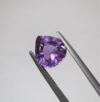 amethyst ring พลอยแท้ อะเมทิสต์ อัญมณี กุมภาพันธ์ สีม่วง หัวแหวน เสริมดวง เสริมทรัพย์ พลอยดิบ พลอยแท้ มีใบเซอร์ฯ