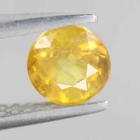 g1-374-24  yellow sapphire พลอยบุษราคัม