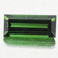 green tourmaline กรีนทัวมาลีน  พลอยมรกต พลอยเขียวส่อง อัญมณีสีเขียว เสริมดวง เสริมราศีพฤษก พลอยดิบ พลอยแท้ มีใบเซอร์ แก้ชง ของขวัญ ราคาถูก