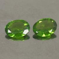 gemstone: โครมดิออพไซด์-Chrome Diopside size: 7.0x5.0 carat: 1.84Ct.
