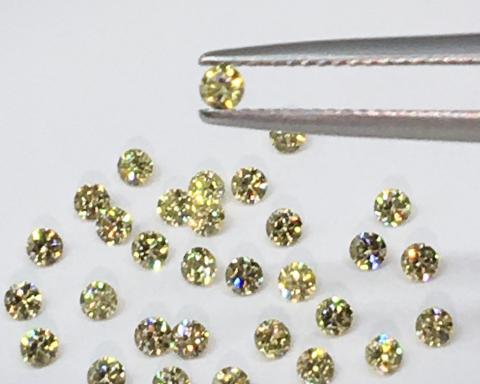 Natural Zircon พลอยมิล พลอยเล็ก พลอยสายมู พลอยเพทายดิบ พลอยแท้ อัญมณี พลอยดิบ ดูดวง เสริมดวง พลอยทำต่างหู แหวนเพชร มีใบเซอร์ฯ รับสั่งทำเครื่องประดับ