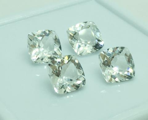 White Topaz  พลอยขาว ไวท์โทพาส  เพชรแท้ พลอยแท้ พลอยเสริมดวง สีขาว ดูดวง ราศี เมษ ของขวัญวันเกิด แก้ชง เสริมการเงิน ใบเซอร์ ไลลา
