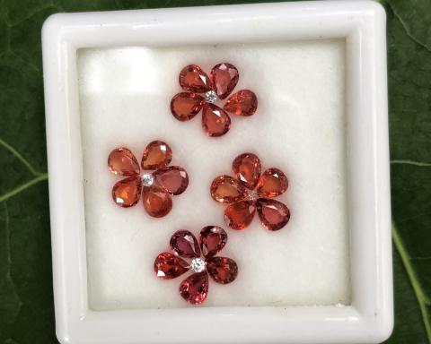 orangesapphire  พลอยซัฟไฟร์สีส้ม พลอยเนื้อแข็ง พลอยทรงหยดน้ำ  พลอยประจำวันเกิดพฤหัส ต่างหู จี้ แหวน พลอยเสริมดวง พลอยแท้ พลอยเผาเก่า 