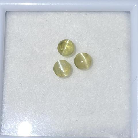 พลอยไพฑูรย์ตาแมว Chrysoberyl cat's eye พลอยนพเก้า พลอยเสริมดวง วันพุธ พลอยดิบไม่เผา พลอยไทย พลอยแท้ มีใบเซอร์ พลอยตาที่สาม 