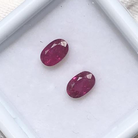 พลอยทับทิมสยาม พลอยทับทิมเผาเก่า Siamruby  ruby พลอยไทย พลอยแท้มีใบเซอร์ naturalruby 