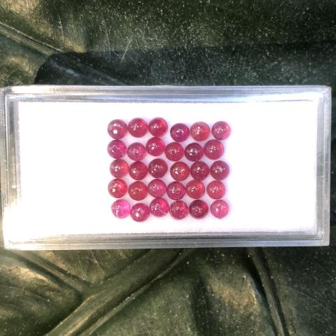 พลอยทับทิมเผาเก่า ruby พลอยทรงหัวใจ พลอยทับทิมพม่า พลอยแท้มีใบเซอร์ naturalruby 