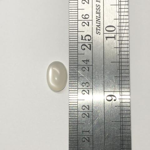 moonstone มูนสโตน พลอย มุกดาหาร พลอยตาแมว cat eye พลอยราศีเมถุน อัญมณี สีขาว เสริมดวง เสริมราศีเกิด พลอยแท้ พลอยสายมู