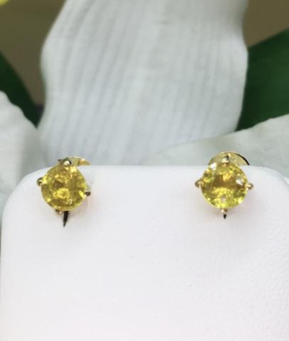 yellow sapphire พลอยบุษราคัม บางกะจะ จันทบุรี สีเหลืองส้ม เสริมดวง ดูดวง แก้ชง แหวน พลอยแท้  มีใบเซอร์ 