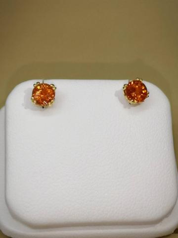 ต่างหู พลอยแท้ สีส้ม เสริมดวง พลอยโกเมน เสริมดวงวันพฤหัสฯ ของขวัญ orange sapphire มีใบเซอร์ แก้ชง เสริมราศี 