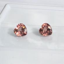 Natural Zircon unheated heart พลอยเพทายดิบ พลอยแท้ อัญมณี พลอยดิบ ดูดวง เสริมดวง พลอยทำต่างหู แหวนเพชร มีใบเซอร์ฯ รับสั่งทำเครื่องประดับ